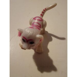 Vintage Littlest Pet Shop McDonalds 1996 Tiger White & Pink Tonka Happy Meal Toy